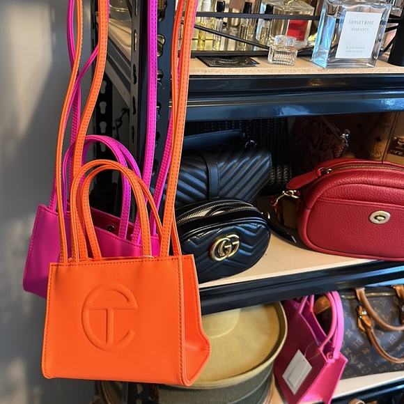 ‼️🔥Small Telfar Tote🔥‼️ - Picture 1 of 4